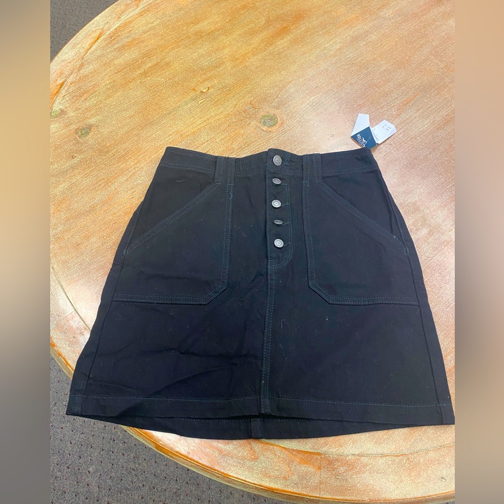 Hollister ultra high rise skirt size 5